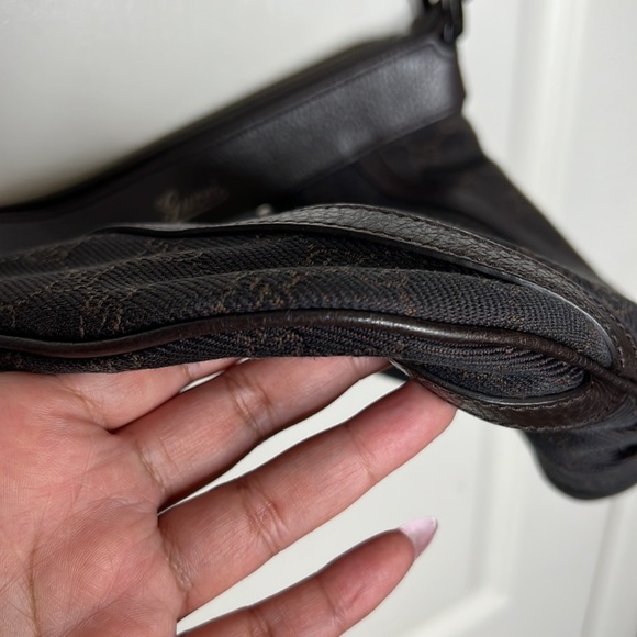 Vintage Gucci Crossbody - Picture 14 of 17